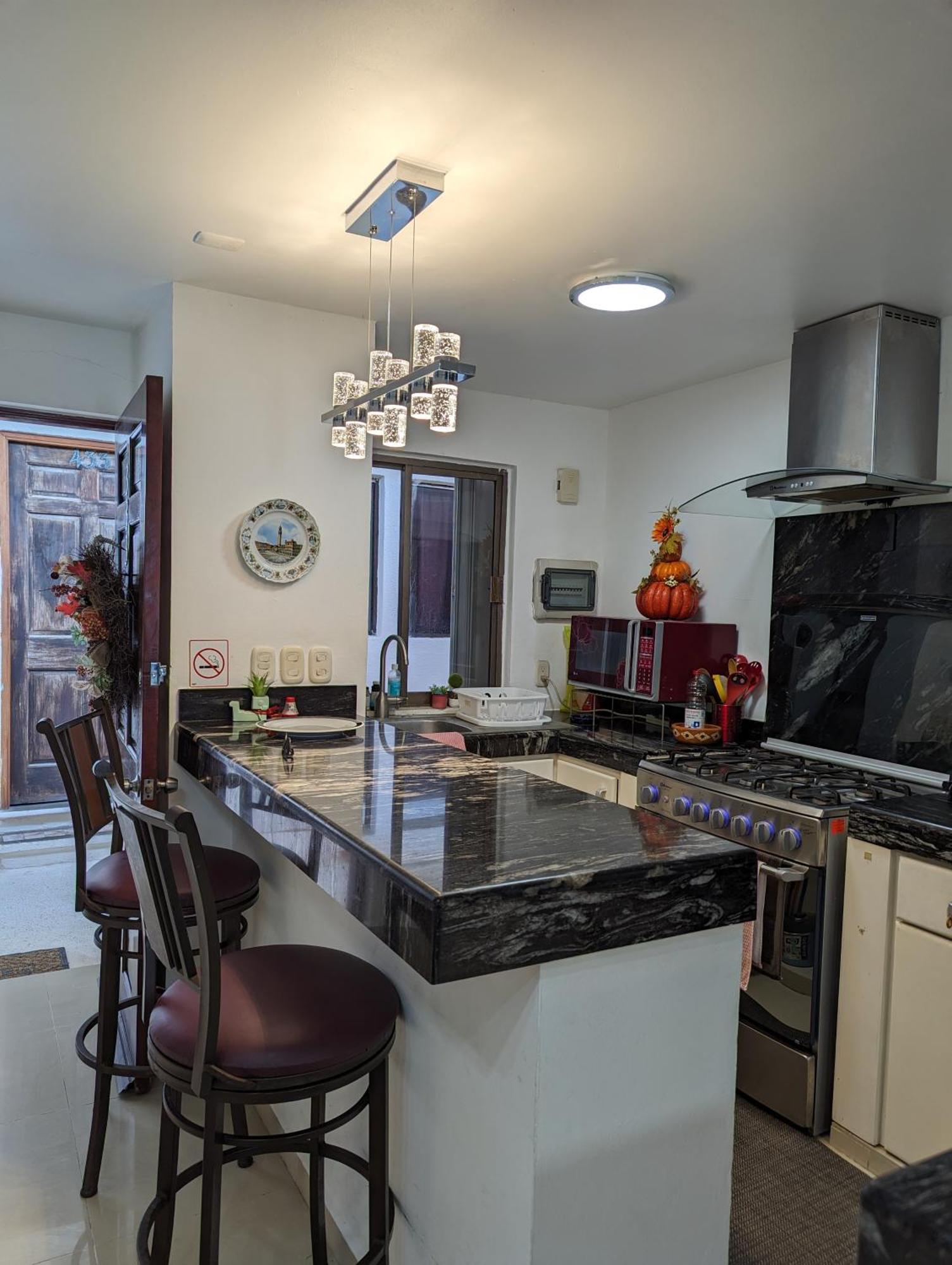 Villa Aurora Beautiful Beachfront Apartment カンクン エクステリア 写真