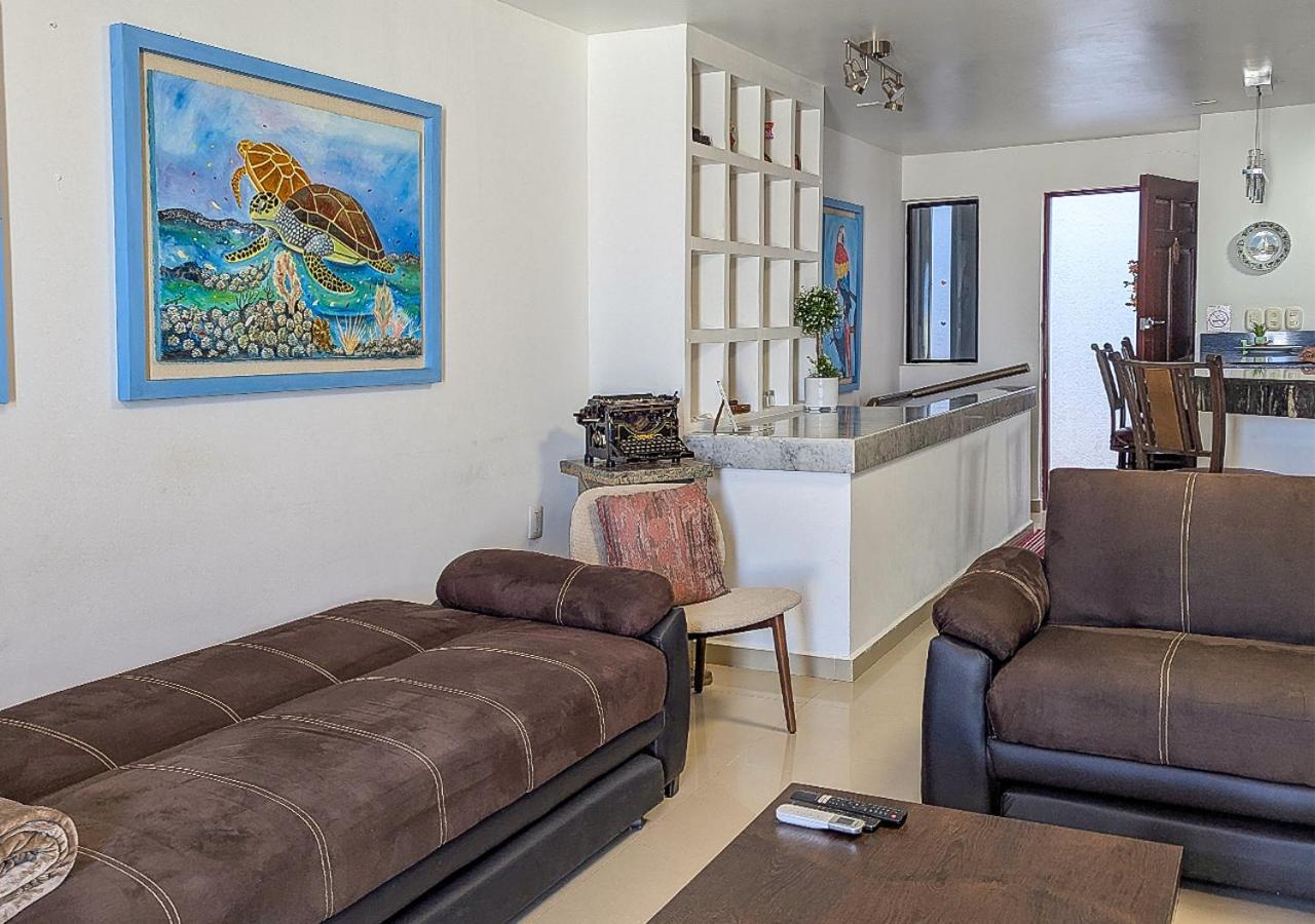 Villa Aurora Beautiful Beachfront Apartment カンクン エクステリア 写真